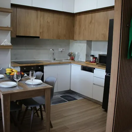 Apartment Golden View