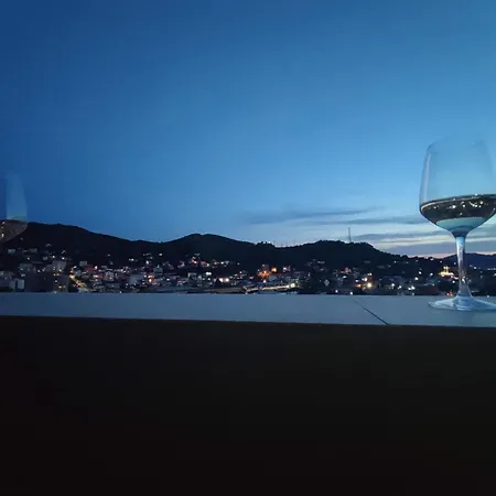 Golden View 티라나