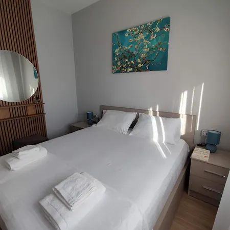 Apartment Golden View Tirana